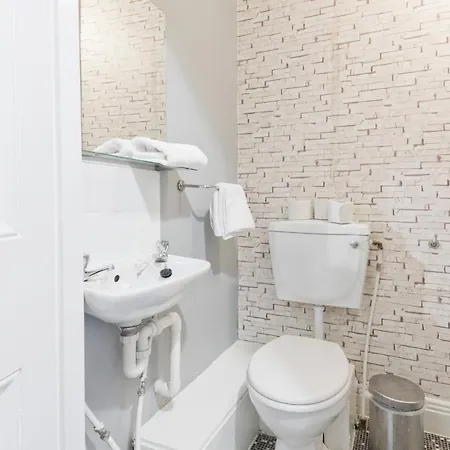 Daire Temple Bar Cosy 4 Sleeps 4 Park09 *